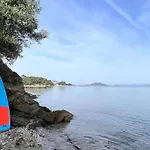 Sofia Ada Oda ve Kahvaltı