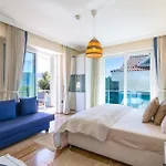 Sofia Ada フェティエ