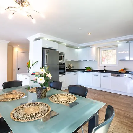B&B Sofia Ada 4*