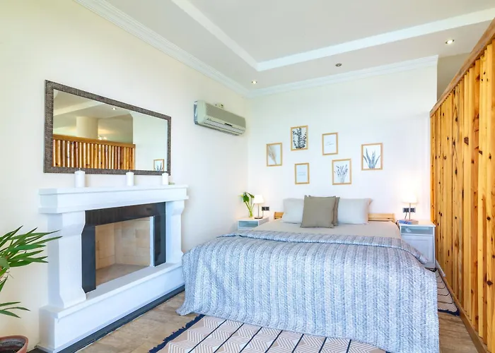 Oda ve Kahvaltı Sofia Ada 4*