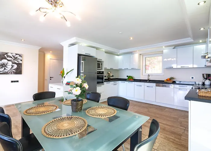 住宿加早餐酒店 Sofia Ada 4*