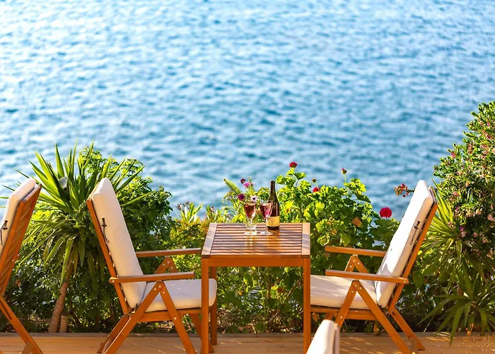 Oda ve Kahvaltı Sofia Ada 4*